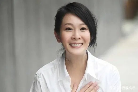 刘若英嫁给小10岁的富商钟小江后,现今俩人过得幸福吗?