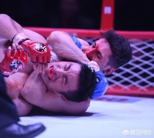 李小龙在电影中决斗时双腿不断跳动,在实战中真的有用吗?有什么科学依据?
