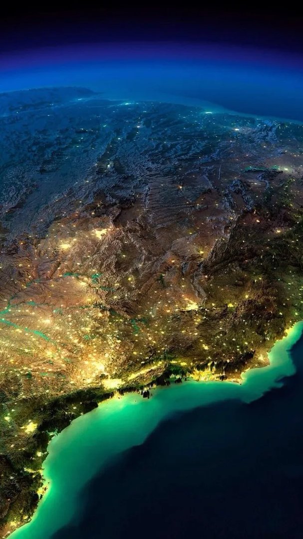 地球各地夜景,你能认出都是哪里吗