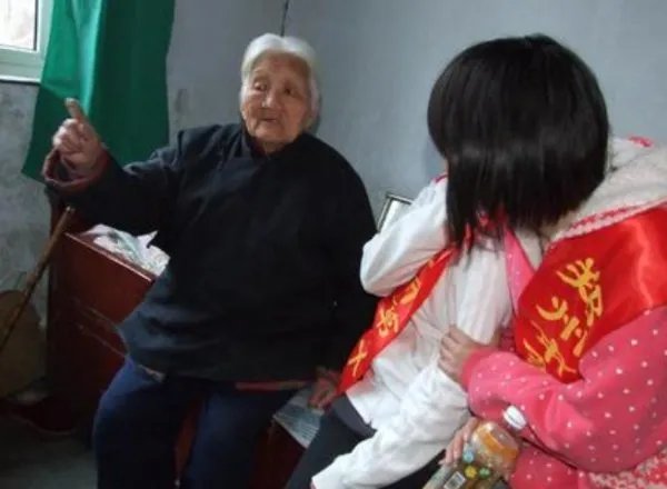 增加独生子女看护假,这样的建议你怎么看?