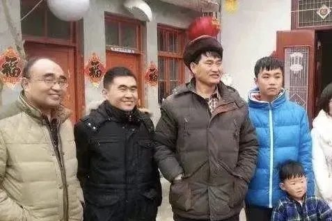 大衣哥北京别墅曝光,价值超几千万,大衣哥终于飘了?