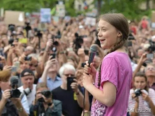 被普京批评后,瑞典环保少女改简介:一个善良但无知的少年。此事你怎么看?