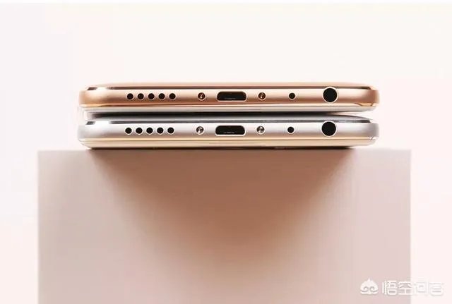 有什么800以下的大牌手机推荐？