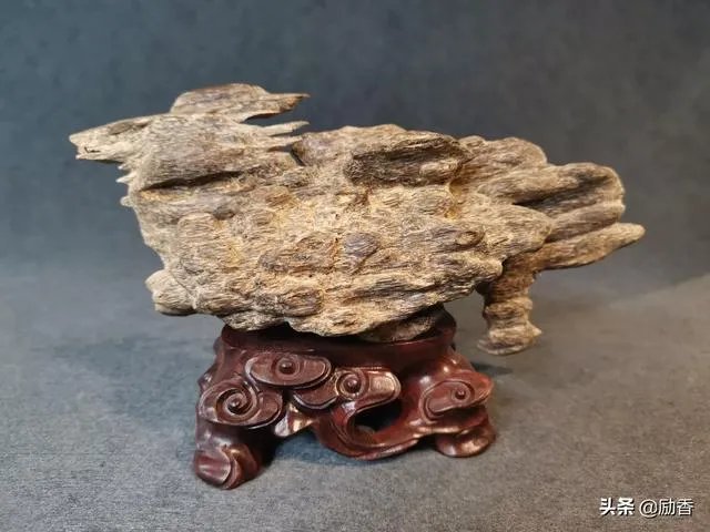 藏品在家不拿出去能私下交易吗?怎样才能把藏品卖出去?