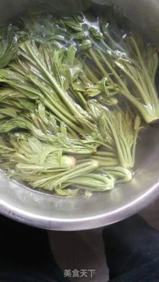 炸香椿芽