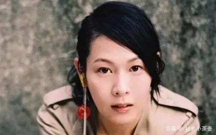 刘若英嫁给小10岁的富商钟小江后,现今俩人过得幸福吗?