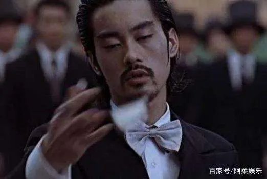 斧头帮里的琛哥，长得最像李小龙的陈国坤，他老婆是什么来历?