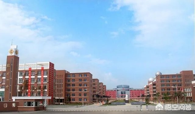 你认为江西临川一中厉害吗？在江西省和全国排在第几位？