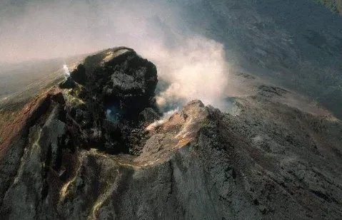 危地马拉帕卡亚火山喷发,上次爆发是什么时候?