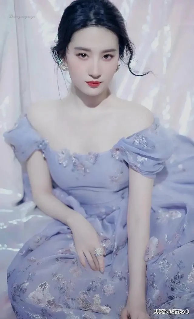 美女应该过怎样的生活呢?