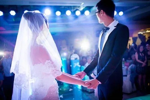 结婚歌曲有哪些 适合在婚礼上播放的歌曲推荐