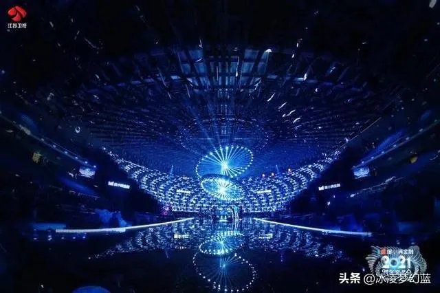 李宇春为什么这几年跨年都没去湖南卫视而是去了江苏卫视?