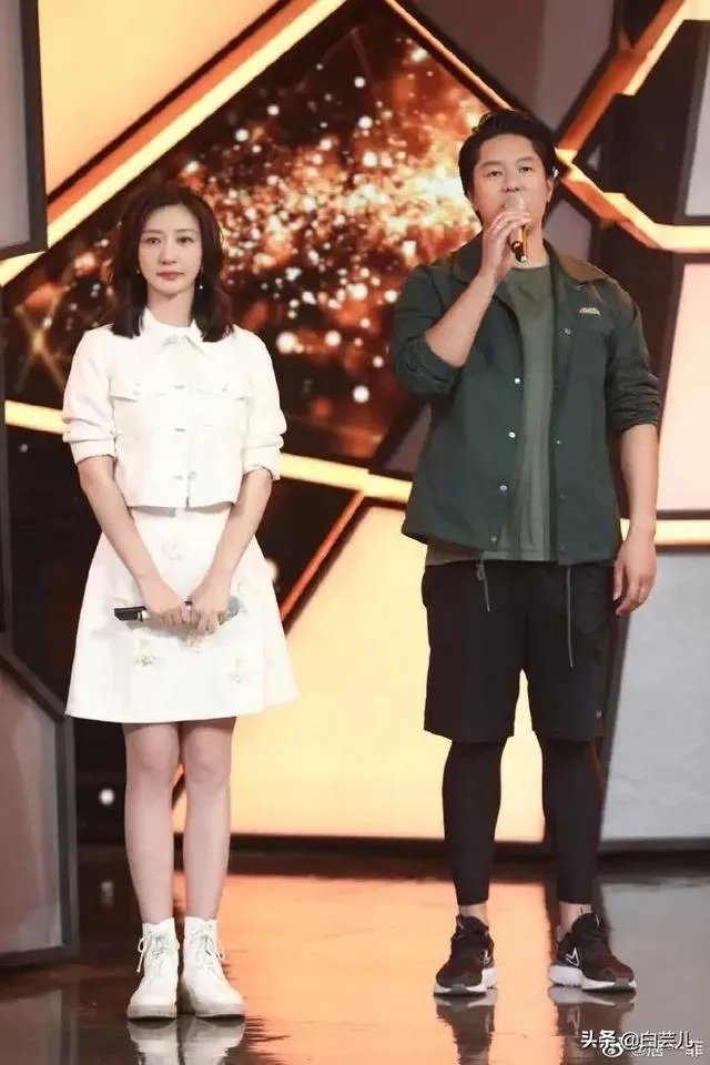 如何看待《演员请就位2》唐一菲退赛这件事?