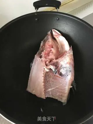 红烧鱼头