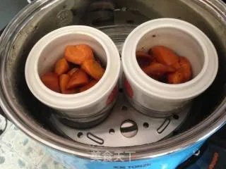 红萝卜炖排骨