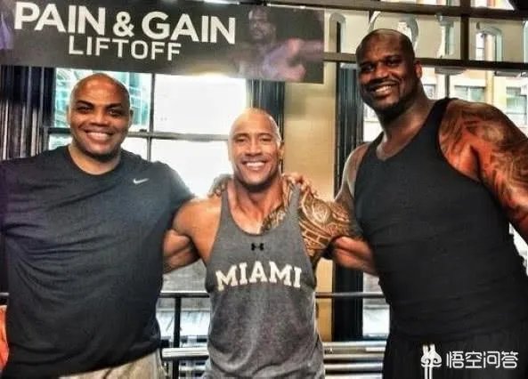 你觉得NBA球星和姚明一起合影会是什么效果?
