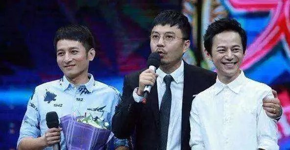 何炅和李维嘉都是湖南卫视的主持人,为什么何炅比李维嘉出名?