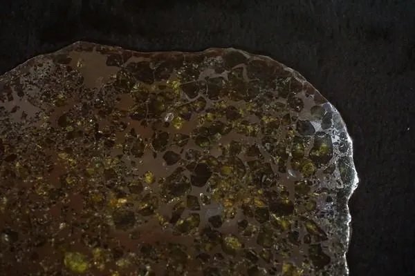吉林陨石坠落瞬间犹如白昼,陨石如果坠落在城市会造成多大的破坏力?