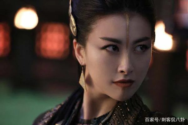 她被誉为国内“第一女王”,碾压韩雪,为什么说王思聪娶她都是高攀?