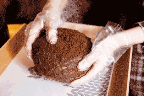 网红美食“脏包包”的火爆,最大原因是什么?