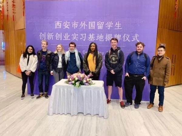 武汉大学为什么会一次性清退92名留学生?