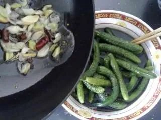 酸辣小黄瓜