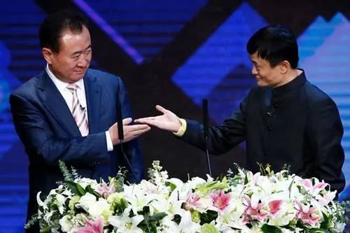 如果马云和王健林都开演唱会,谁会更受欢迎?