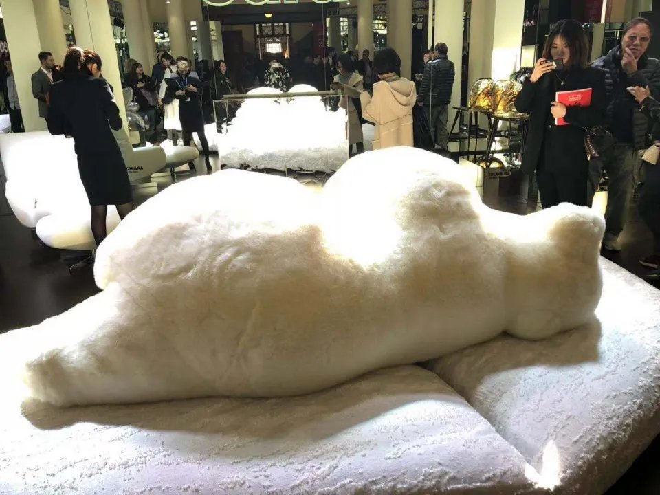 为什么很多人喜欢买自己负担不起的沙发?