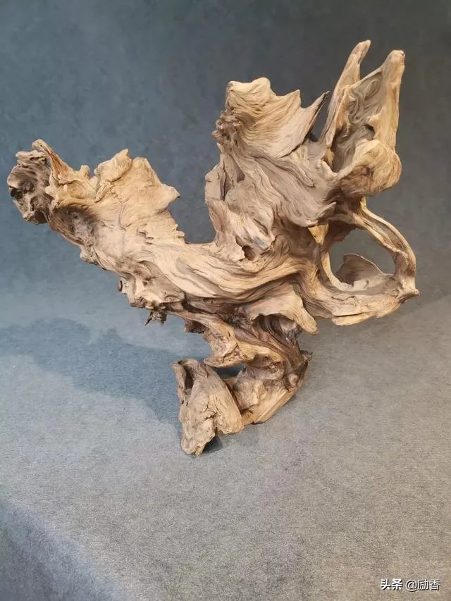 藏品在家不拿出去能私下交易吗?怎样才能把藏品卖出去?