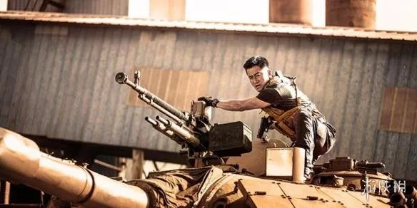 《战狼2》票房破45亿 中国电影首次跻身全球TOP100