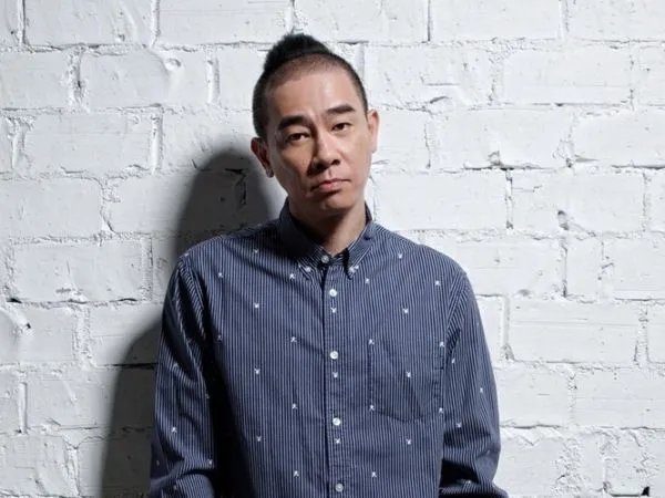 被称是极品穷人的陈小春,资产身价到底有多少?