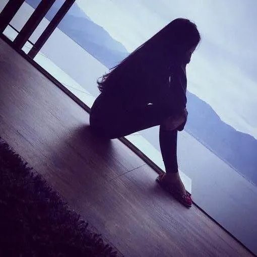 背影女神正面照曝光 网友:正面性感更迷人？