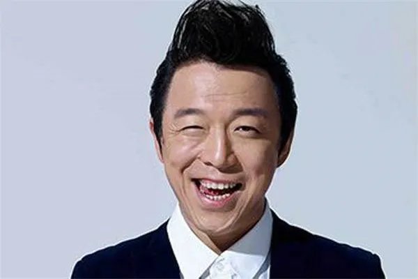 黄小蕾吐槽烤瓷牙,烤瓷牙如今是明星的标配吗?
