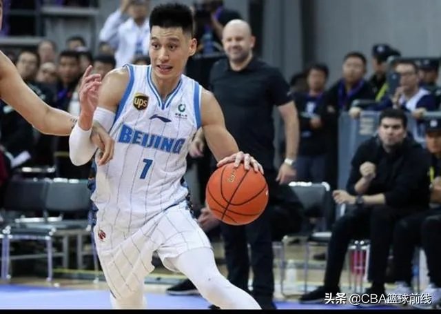 苏群表示:林书豪本人愿意被归化,但还需要家人同意。你认为最终林书豪会被归化吗?