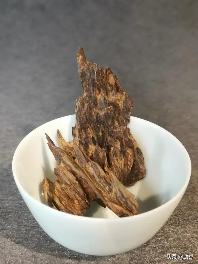 藏品在家不拿出去能私下交易吗?怎样才能把藏品卖出去?