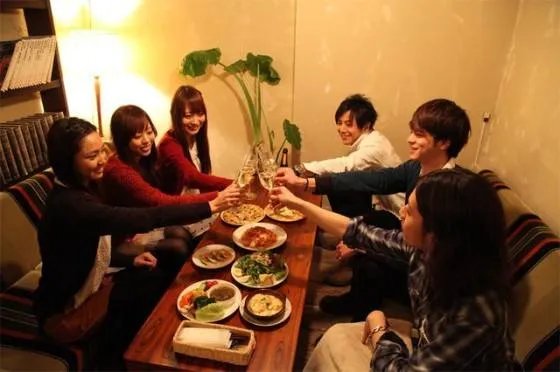 沈阳打掉酒托团伙,如何避免被酒托团伙敲诈?