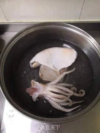 辣炒鱿鱼